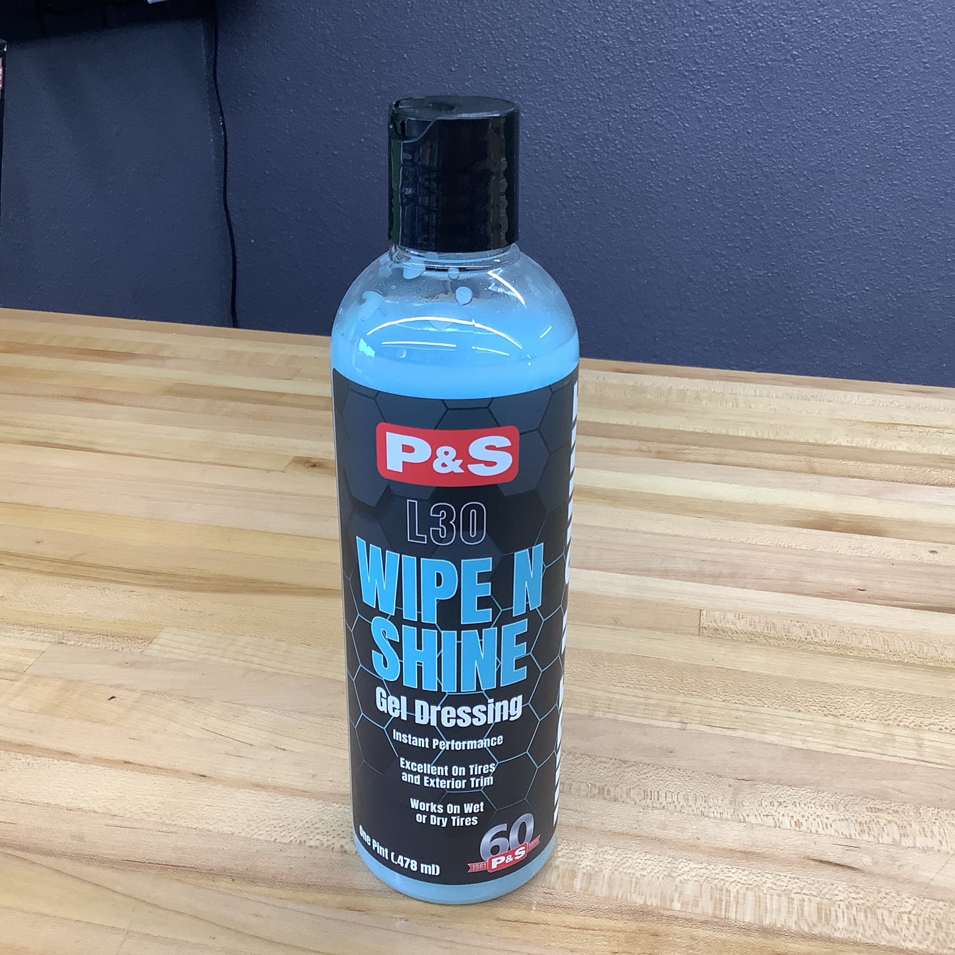 Wipe and Shine / 16oz