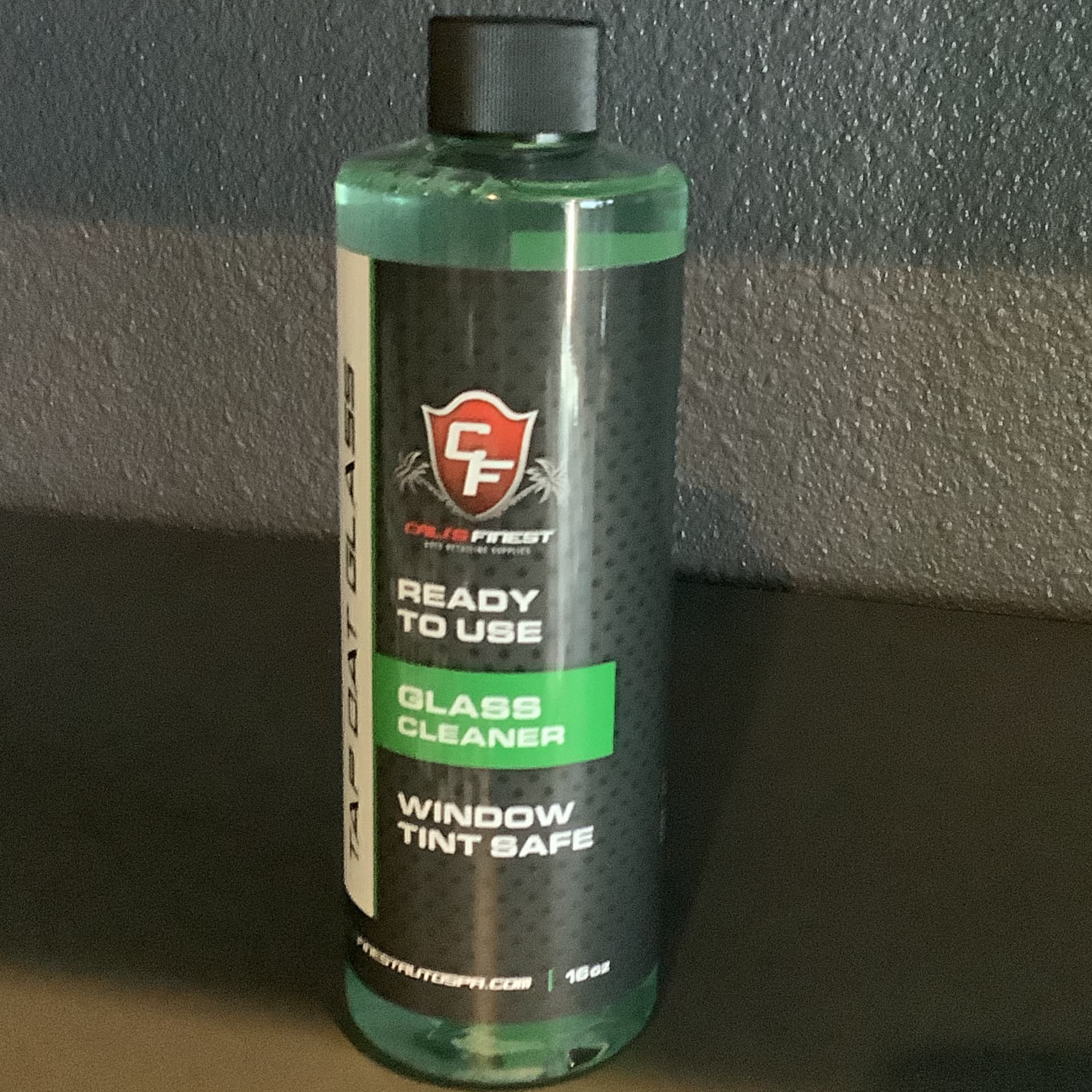 Cali's Finest Glass Cleaner / 16oz