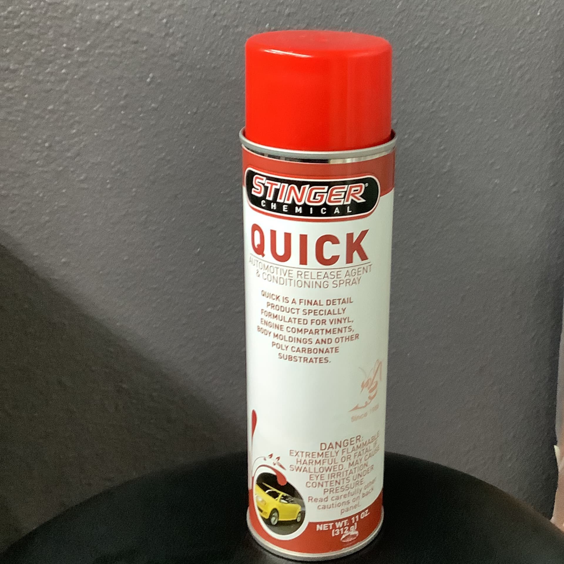 Quick conditioning spray