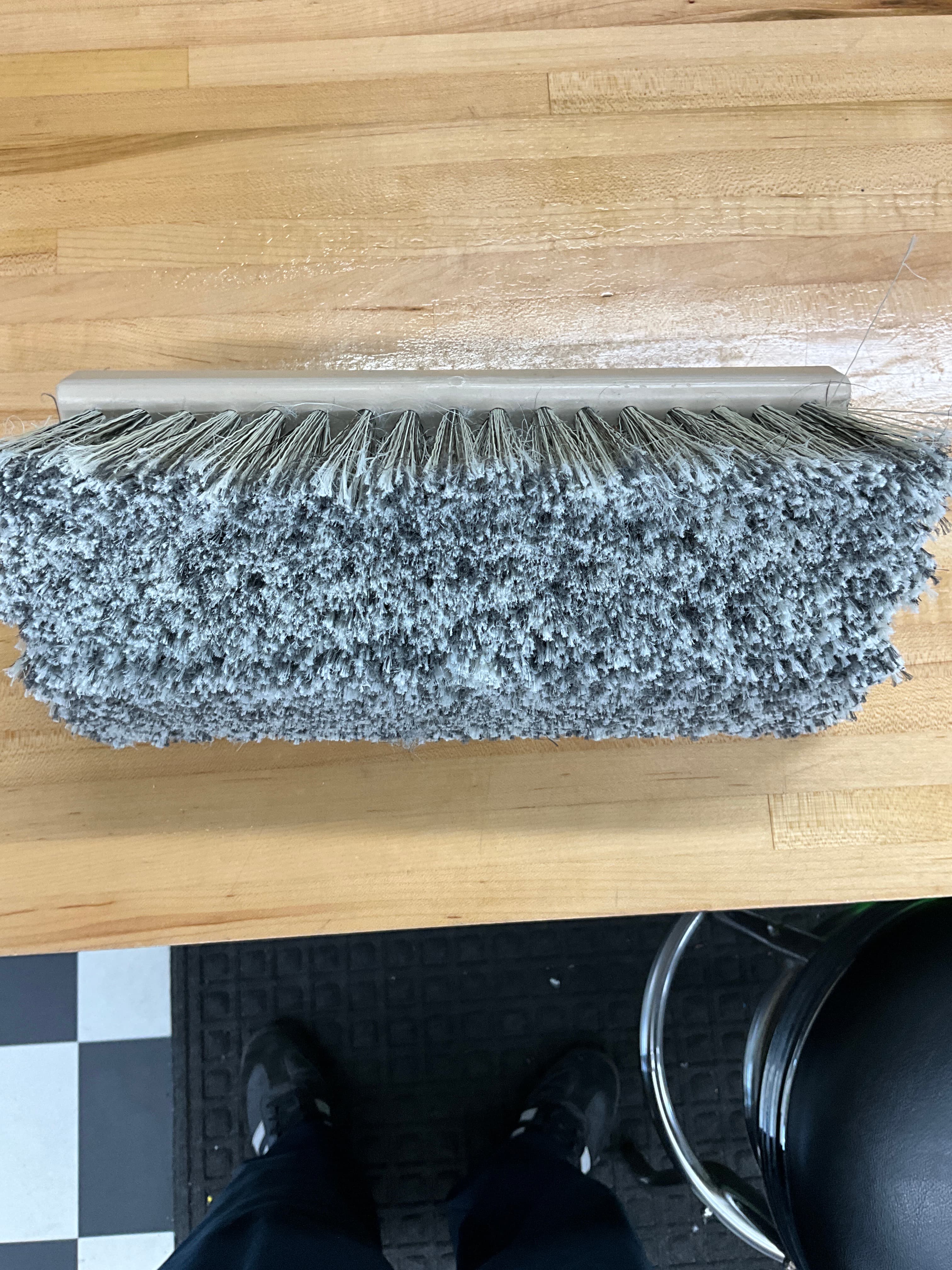 Truck Brush salt n pepper bi-level - Smart Details Auto Spa