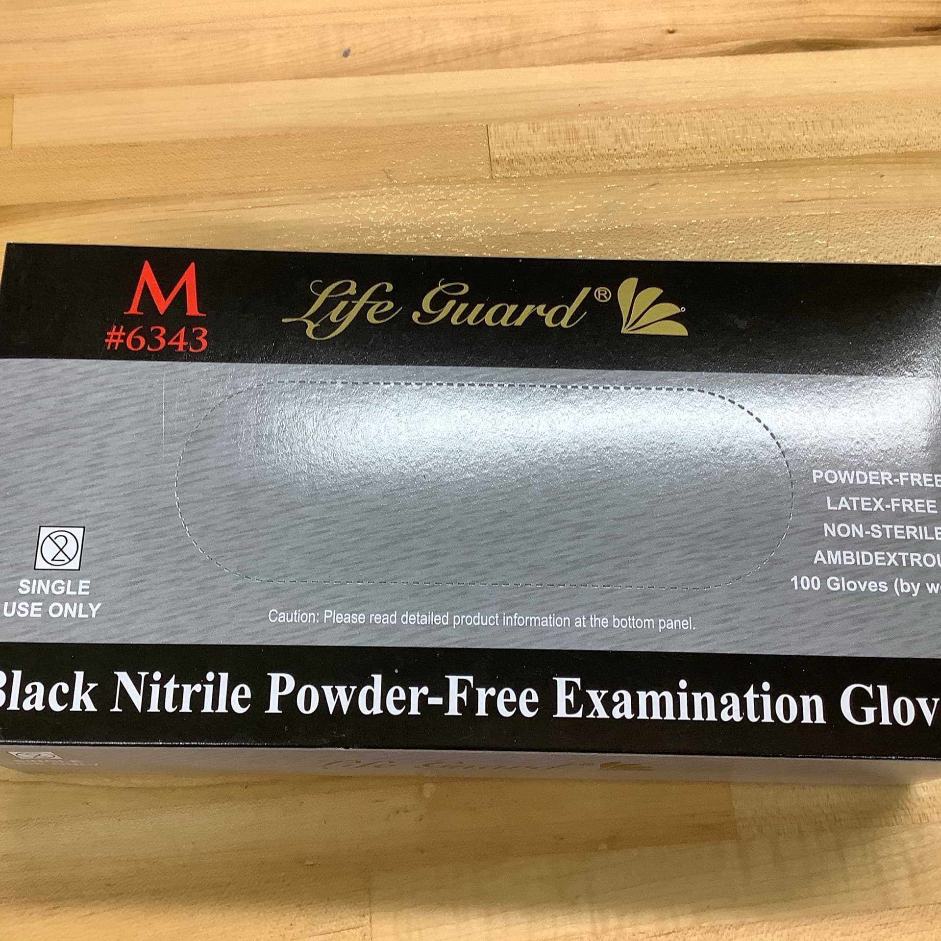 100 Ct Gloves/ Medium